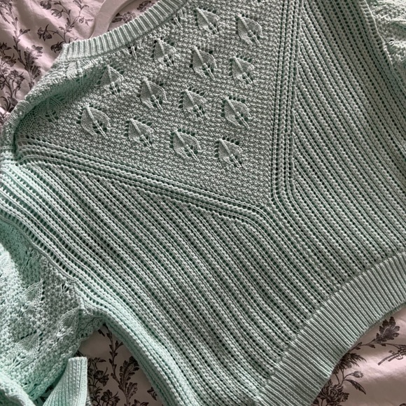 Green knit sweater - Picture 2 of 4